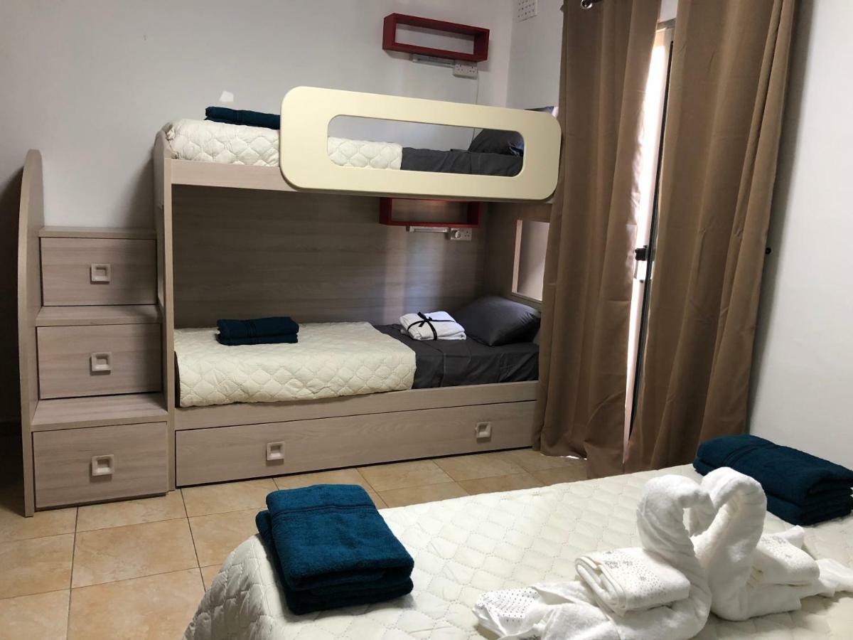 Апартаменты Sealion With Seaview - 6 Persons, 2 Bathrooms Сент-Полс-Бей